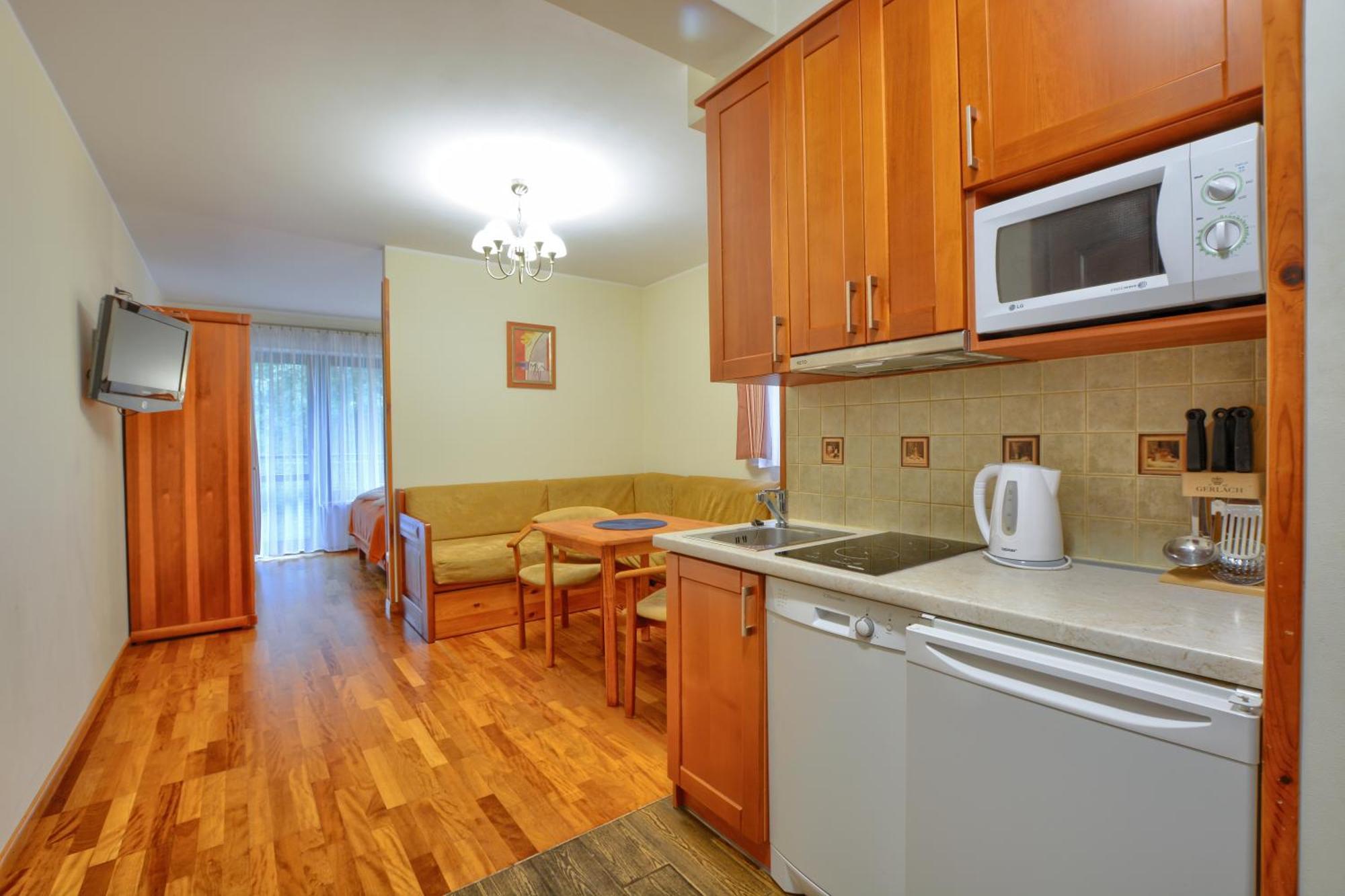 Apartamenty Na Pierwszym Pietrze 크리니차 즈드로이 외부 사진